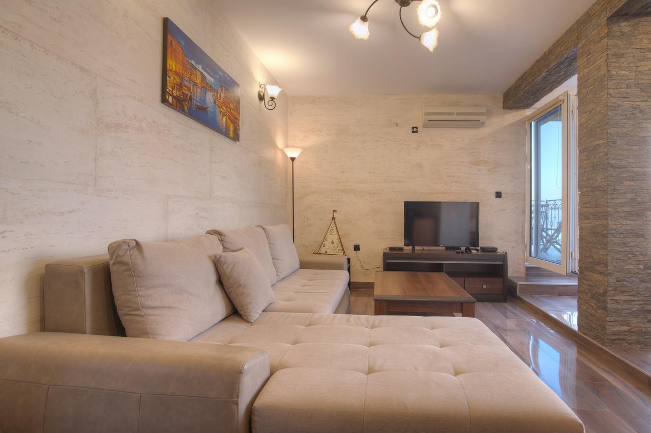 Apartment Dzaleta Sveti Stefan Eksteriør bilde